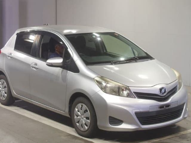 2012 TOYOTA VITZ, stock CI-150276