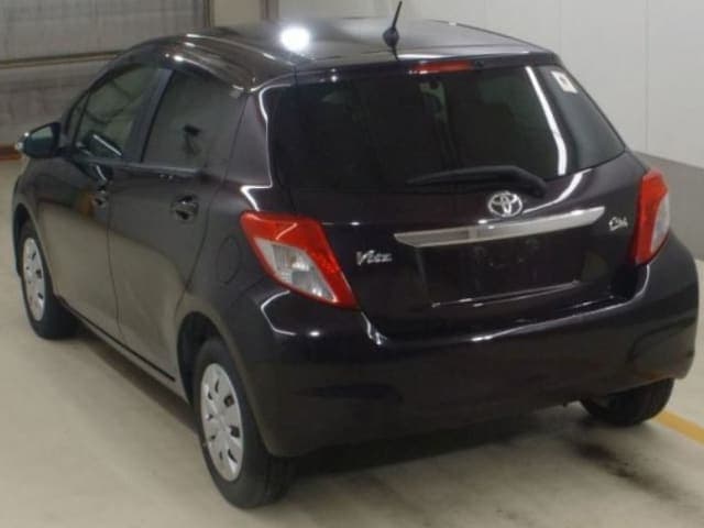 2013 TOYOTA VITZ, stock CI-150300