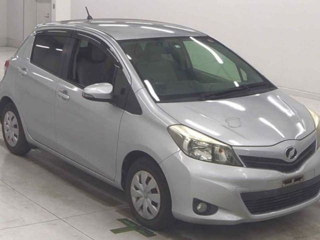 2012 TOYOTA VITZ, stock CI-150332