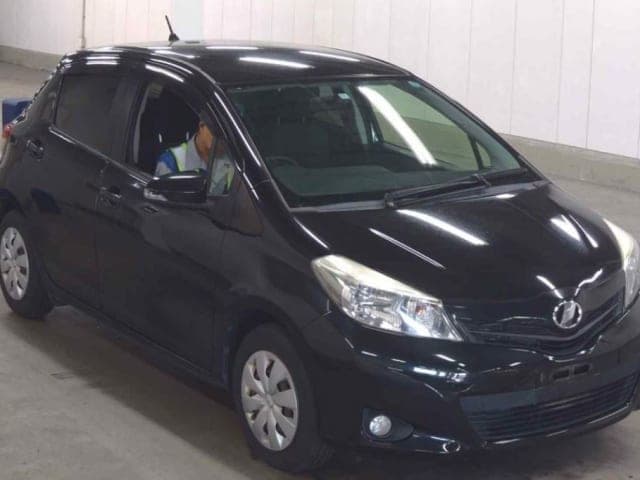 2012 TOYOTA VITZ, stock CI-150352