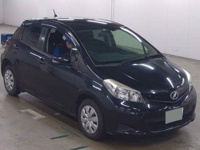 2013 TOYOTA VITZ, stock CI-150353