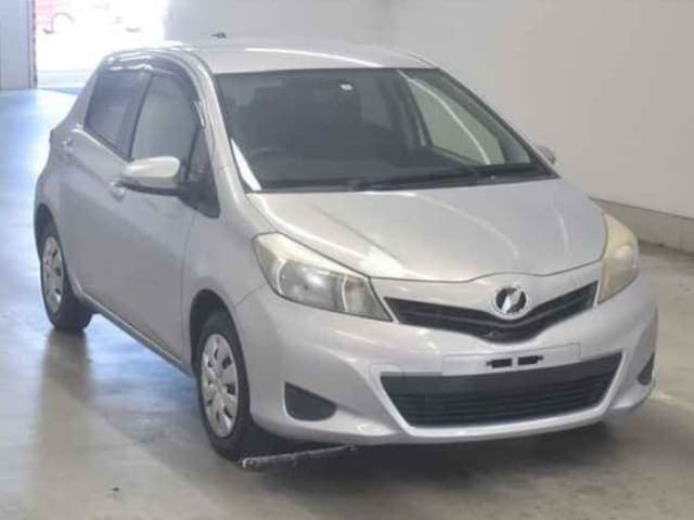 2013 TOYOTA VITZ, stock CI-150375